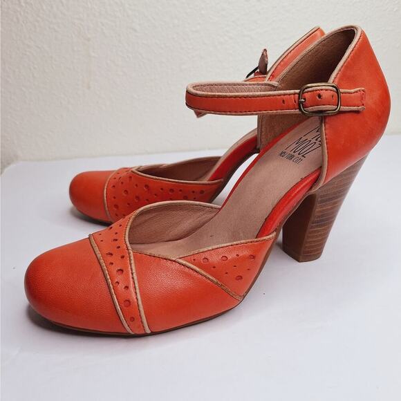 Miz Mooz Nicolina Block Heels Ankle Strap 8 Retro Comfort Leather Shoes 40s Fall - Picture 2 of 14